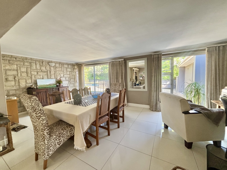 4 Bedroom Property for Sale in Vierlanden Western Cape